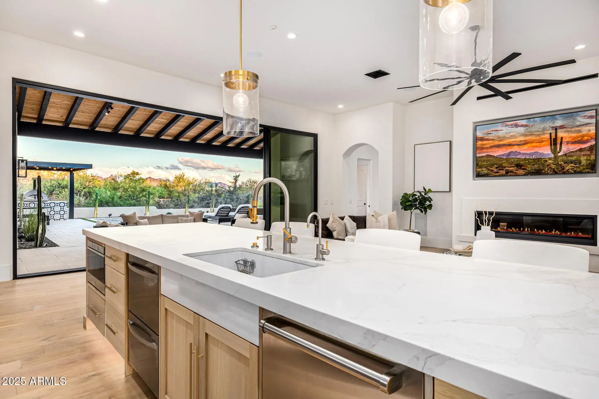 Photo of Listing #6920152