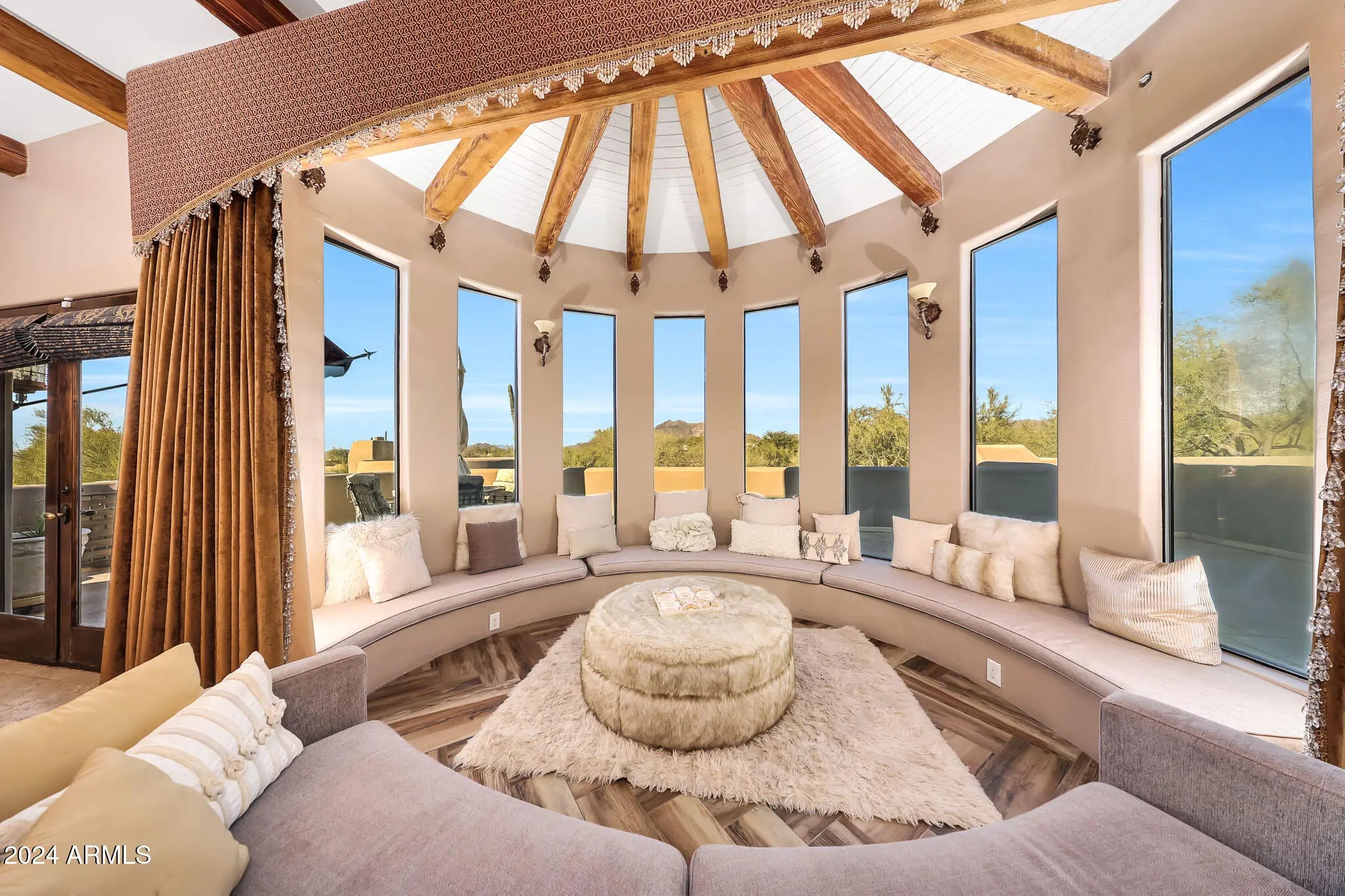 Photo of Listing #6920753