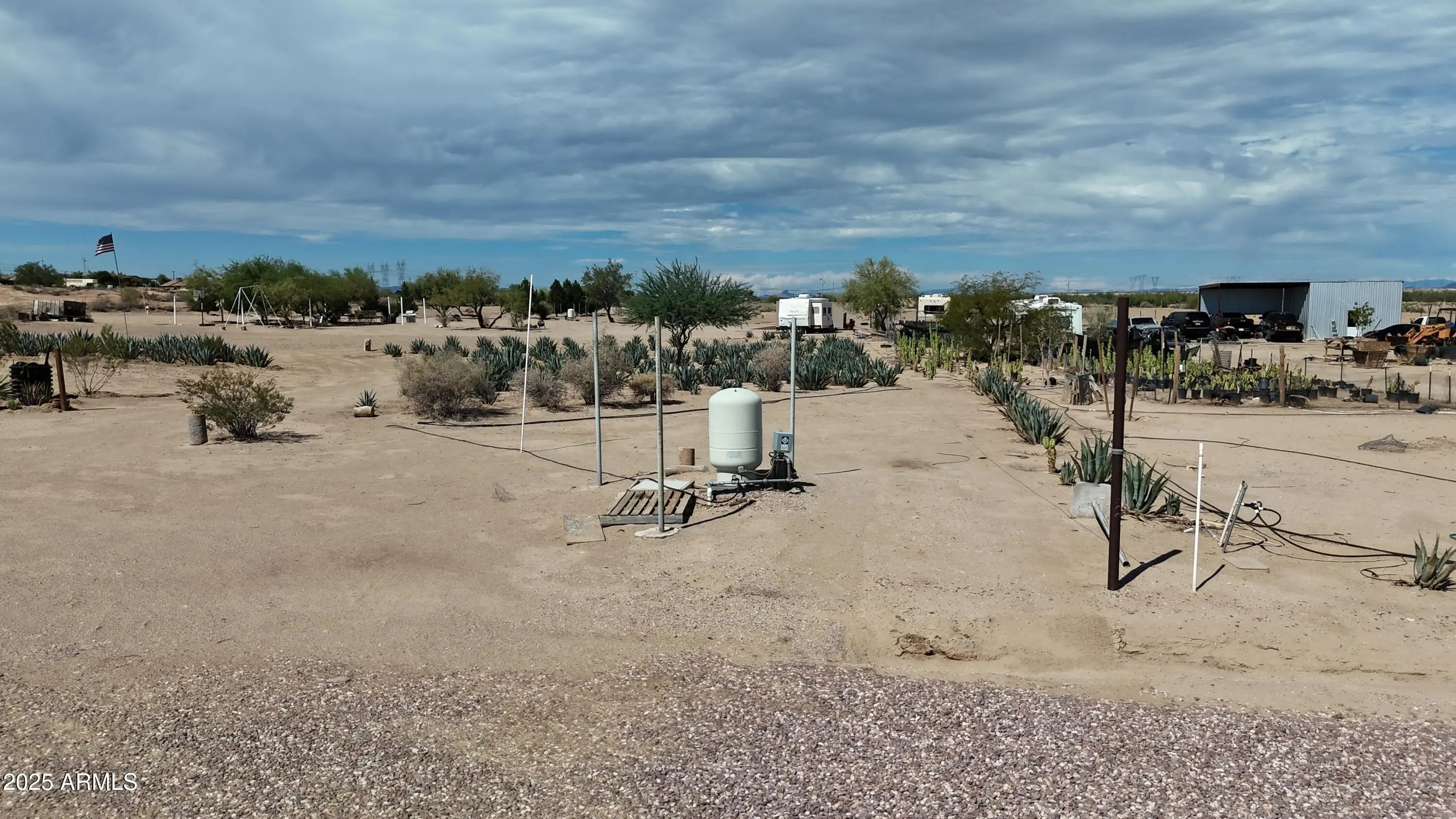 Photo of Listing #6917879