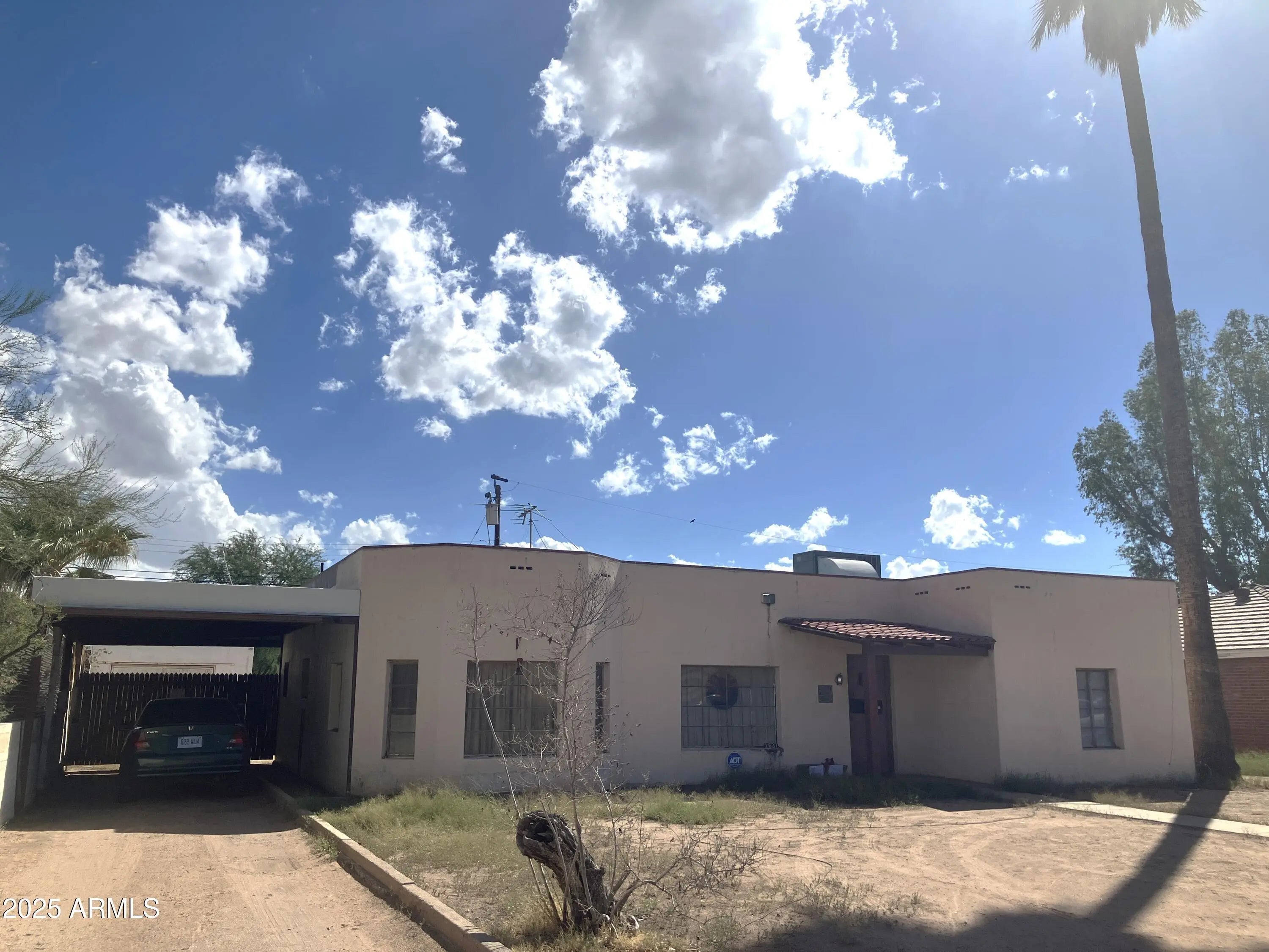 Photo of Listing #6919177