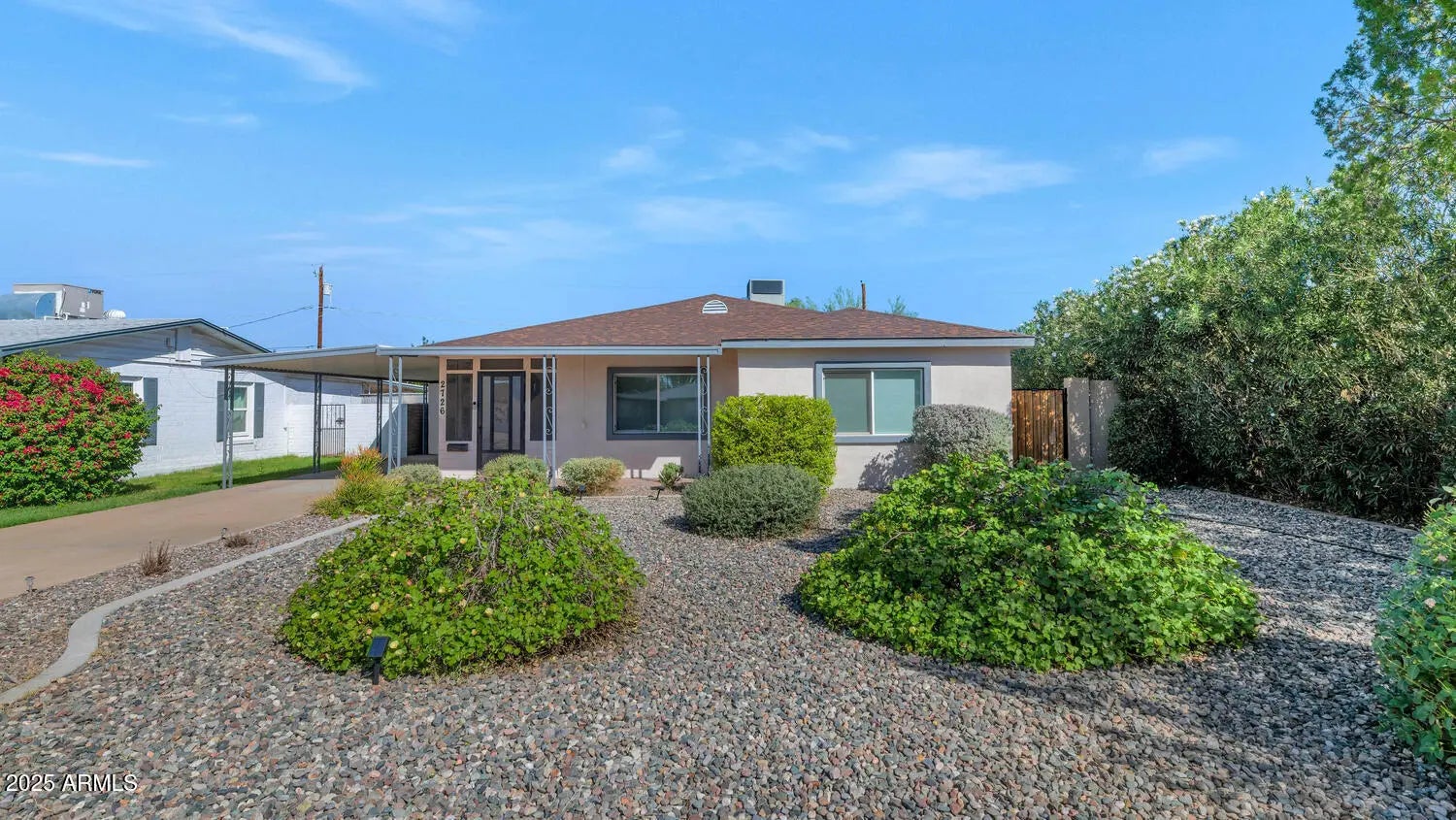 Photo of Listing #6930712