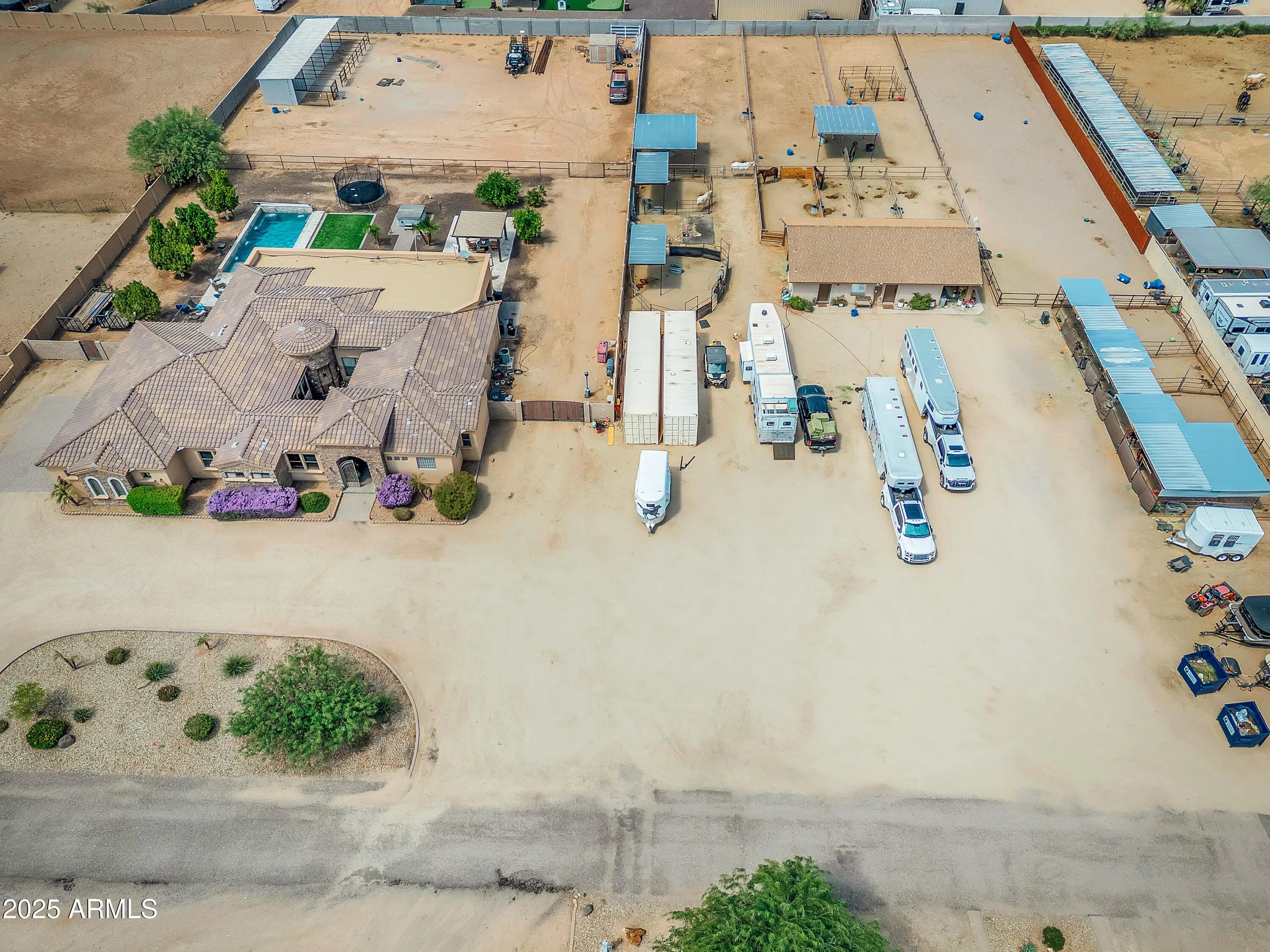 Photo of Listing #6917685