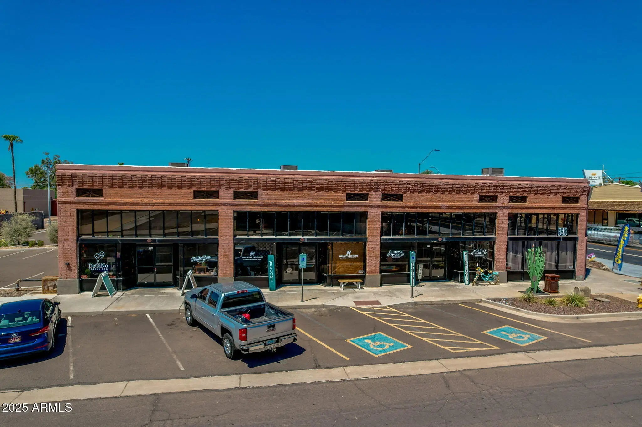 Photo of Listing #6917590