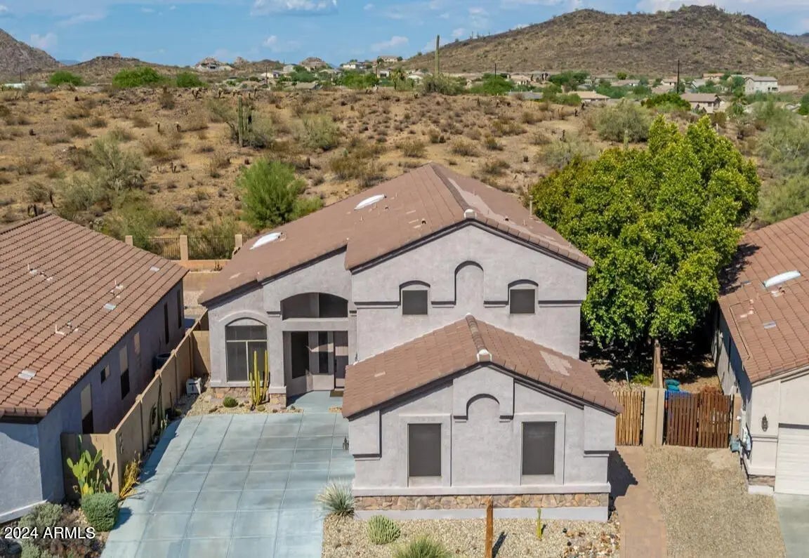 Photo of Listing #6917624