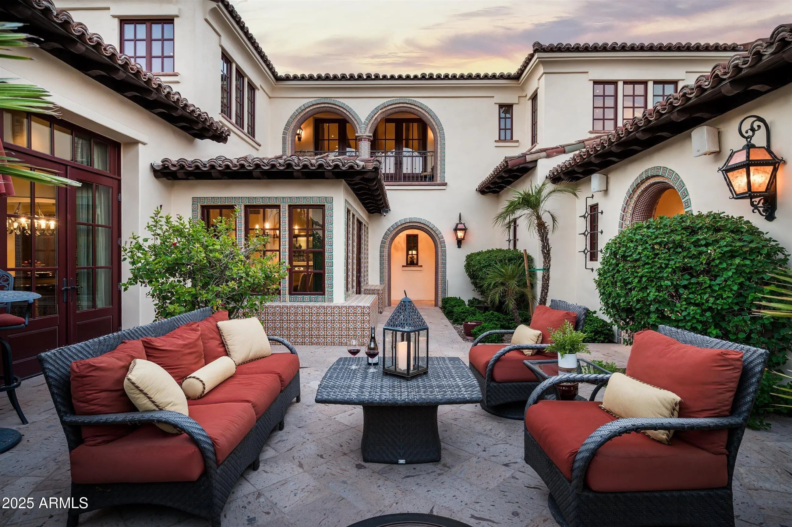 Photo of Listing #6919381