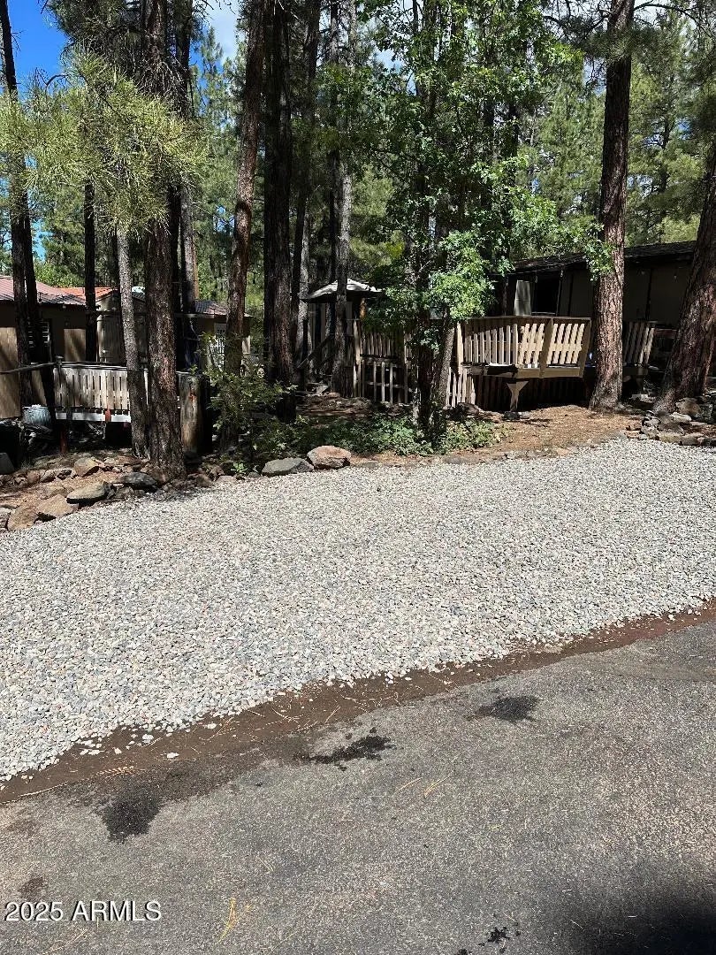 Photo of Listing #6917817