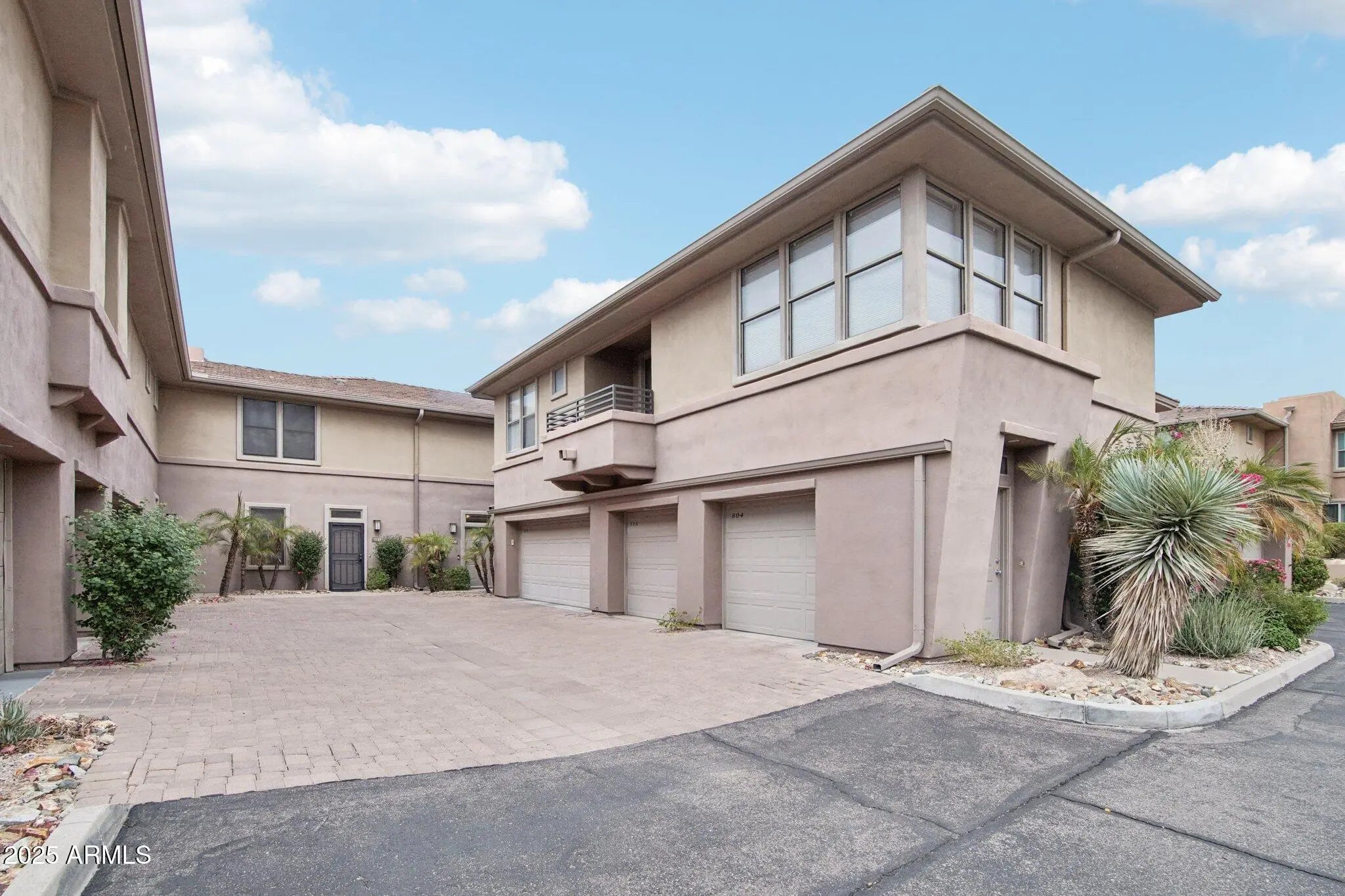 Photo of Listing #6920941