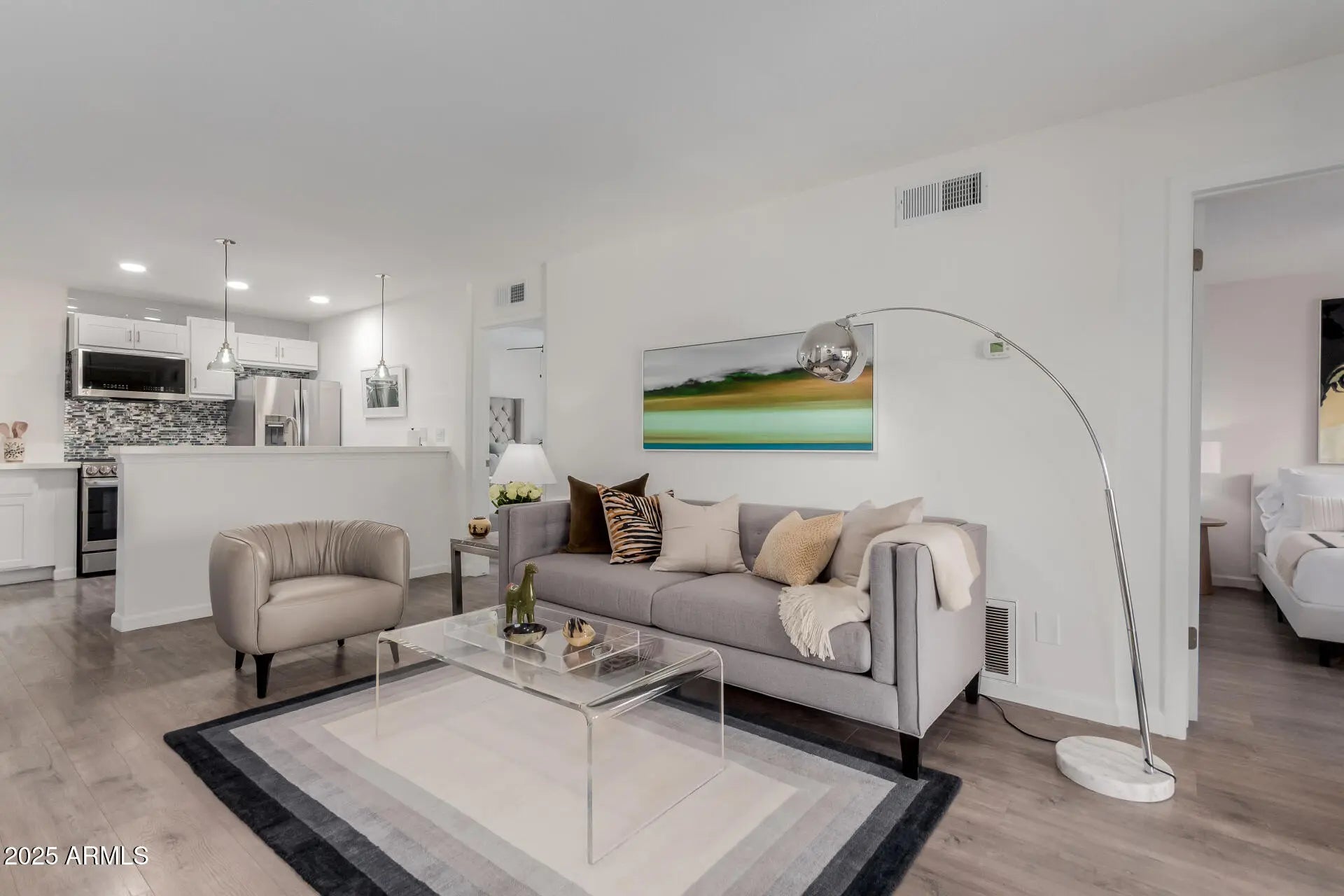 Photo of Listing #6919172