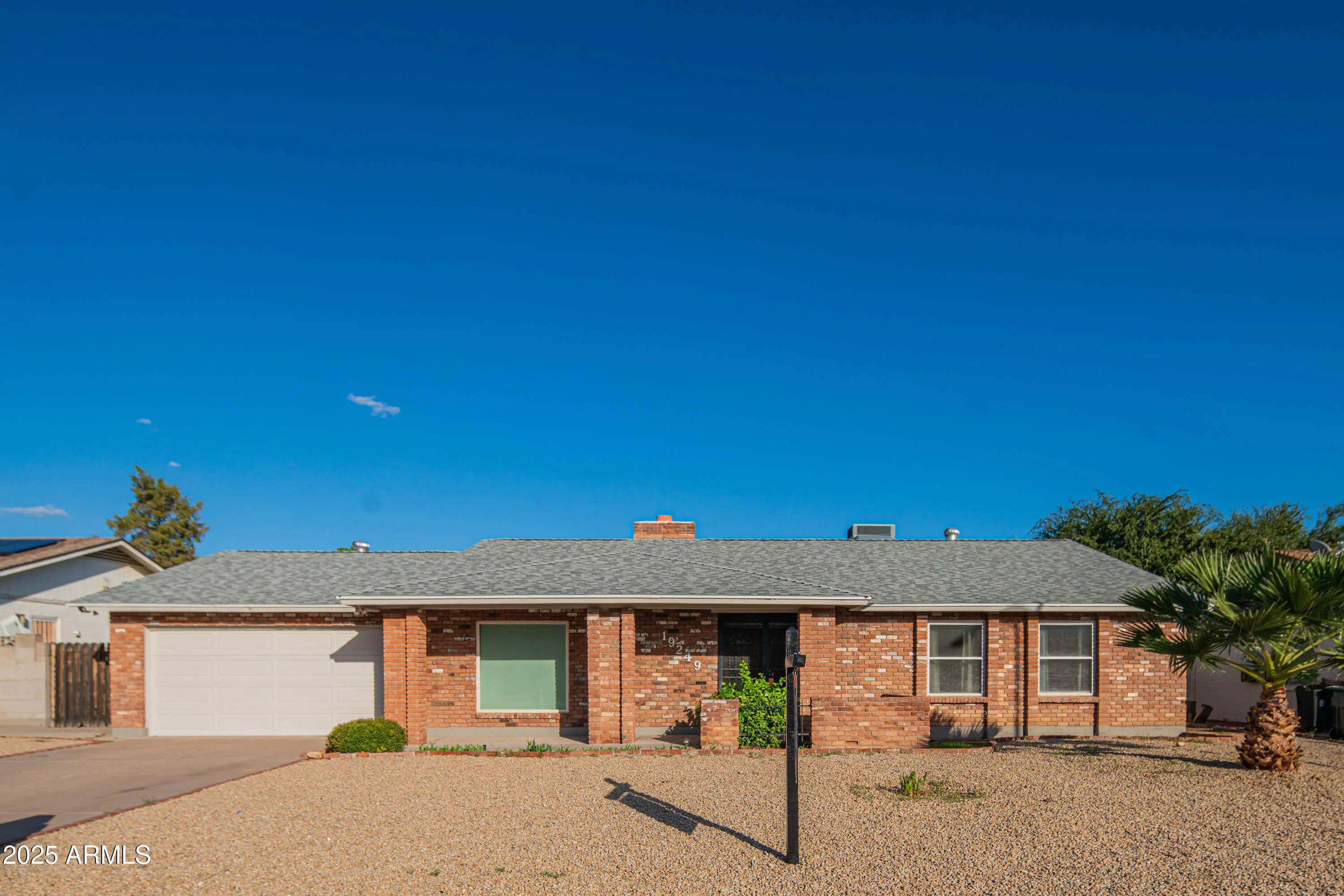 Photo of Listing #6917902