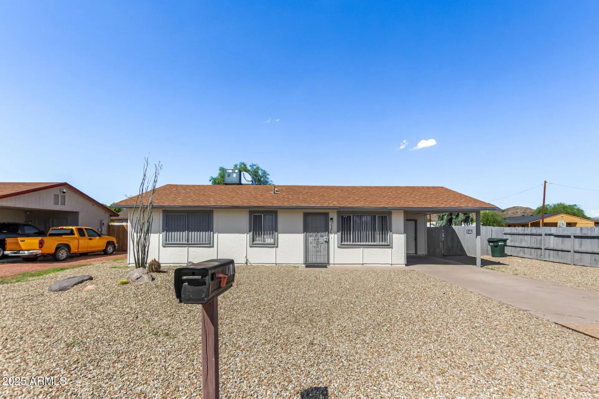 Photo of Listing #6918369