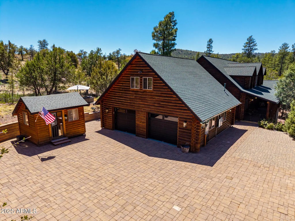 6215 W Sharyn Road, Pine