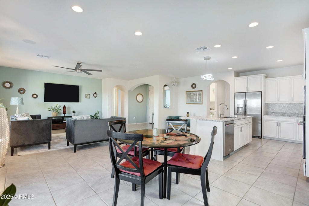 6363 W Springfield Way, Florence