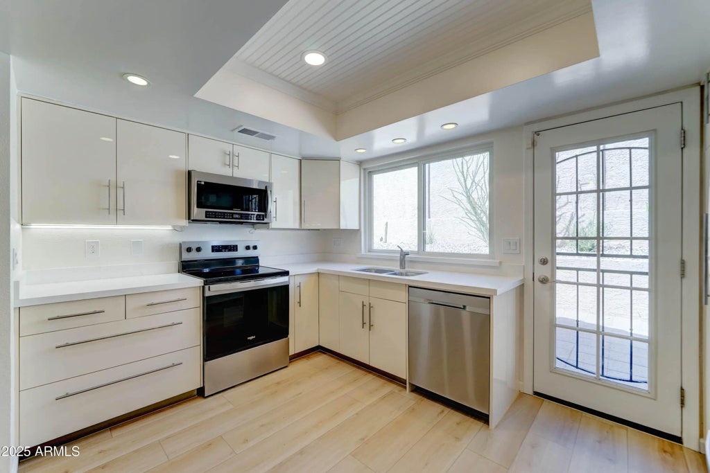 1658 N Sierra Vista Drive, Tempe