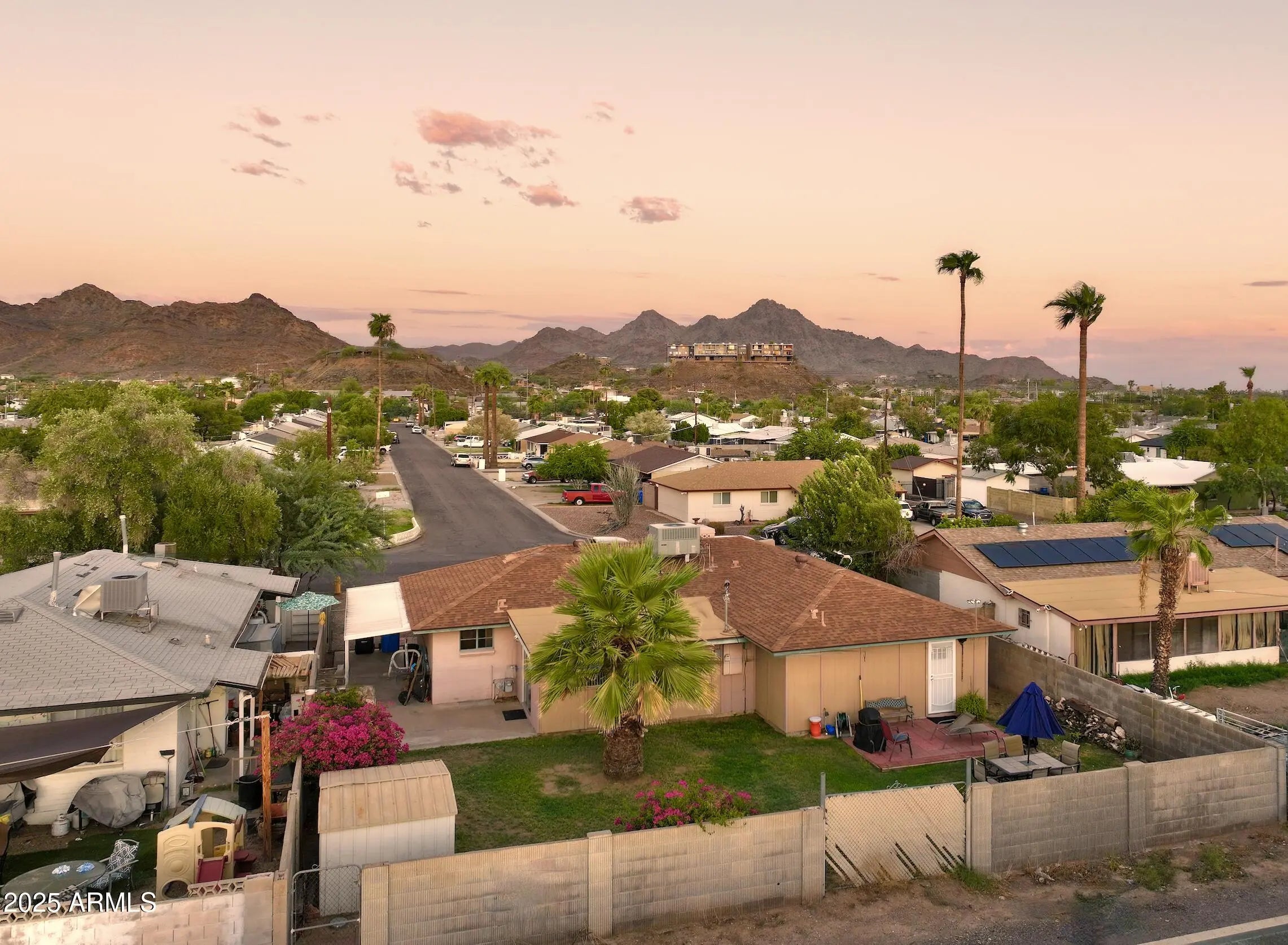 Photo of Listing #6918258