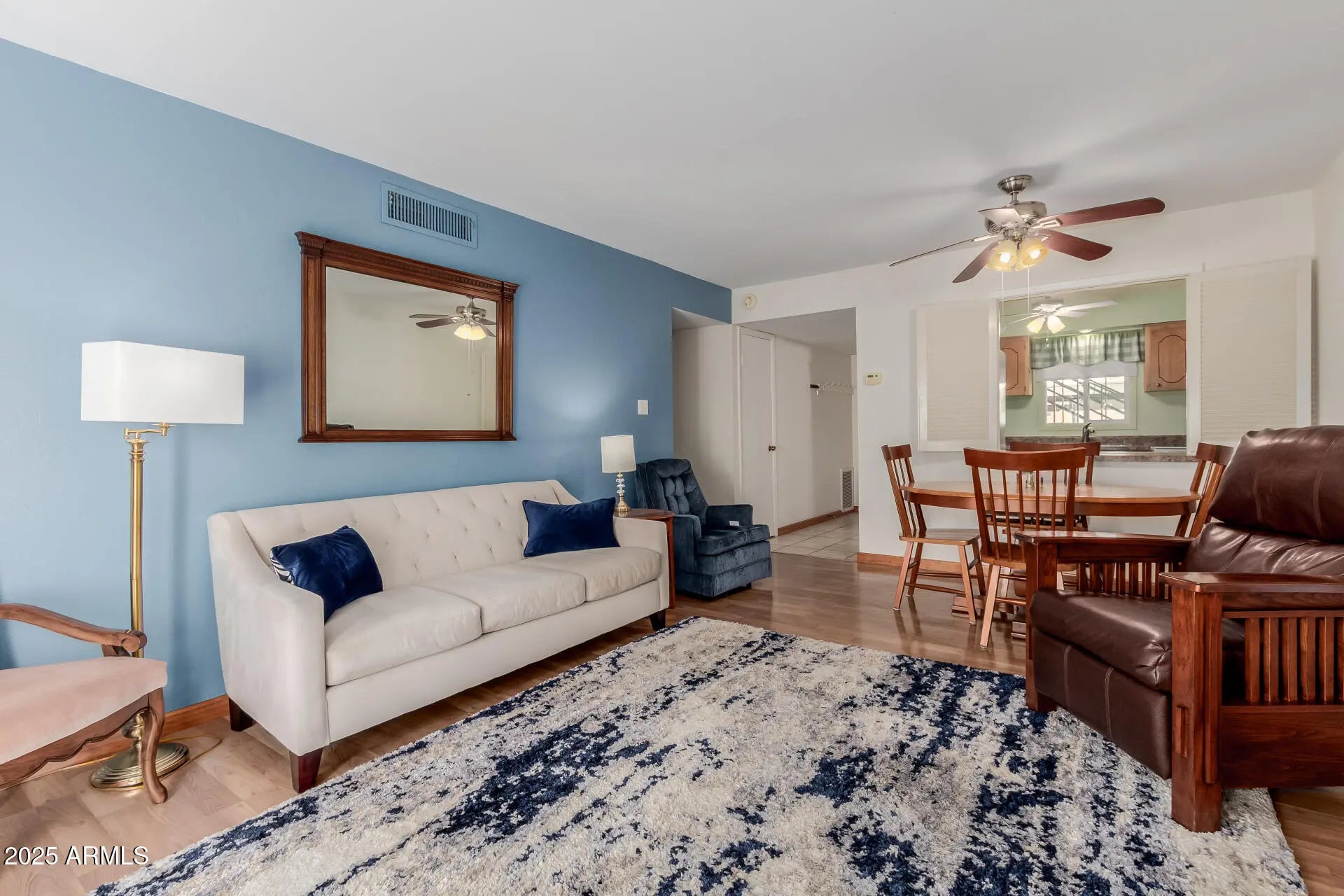 Photo of Listing #6925556