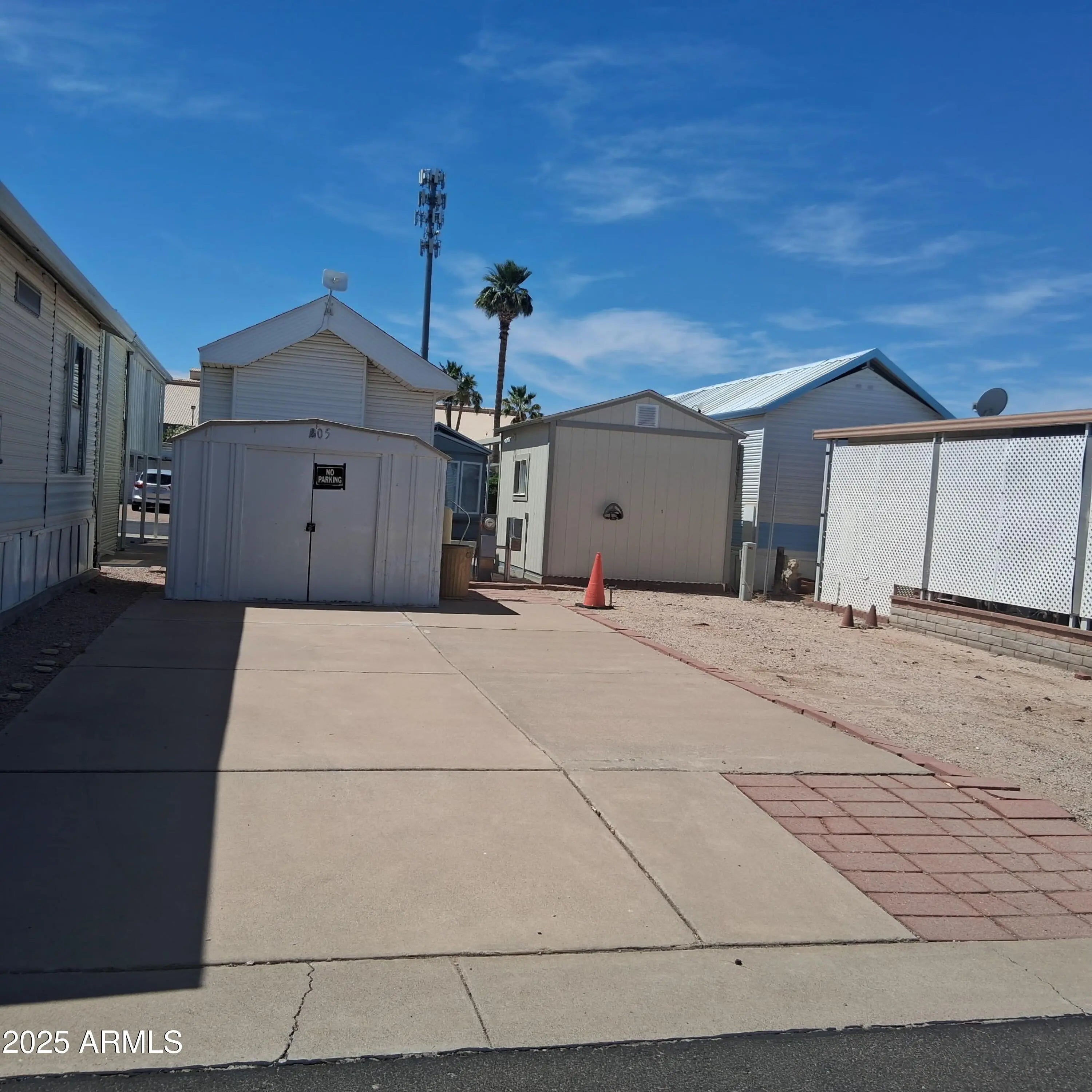 Photo of Listing #6918327