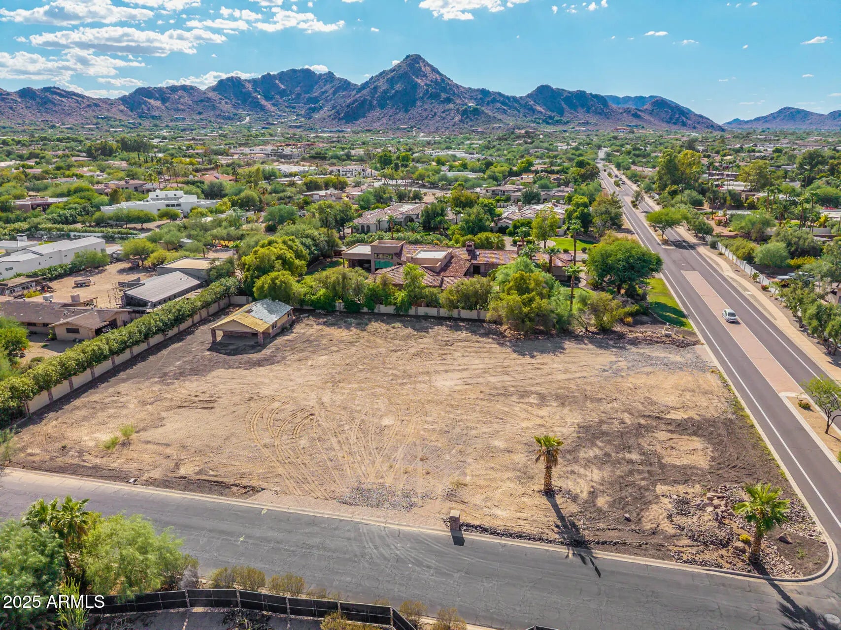 Photo of Listing #6918413