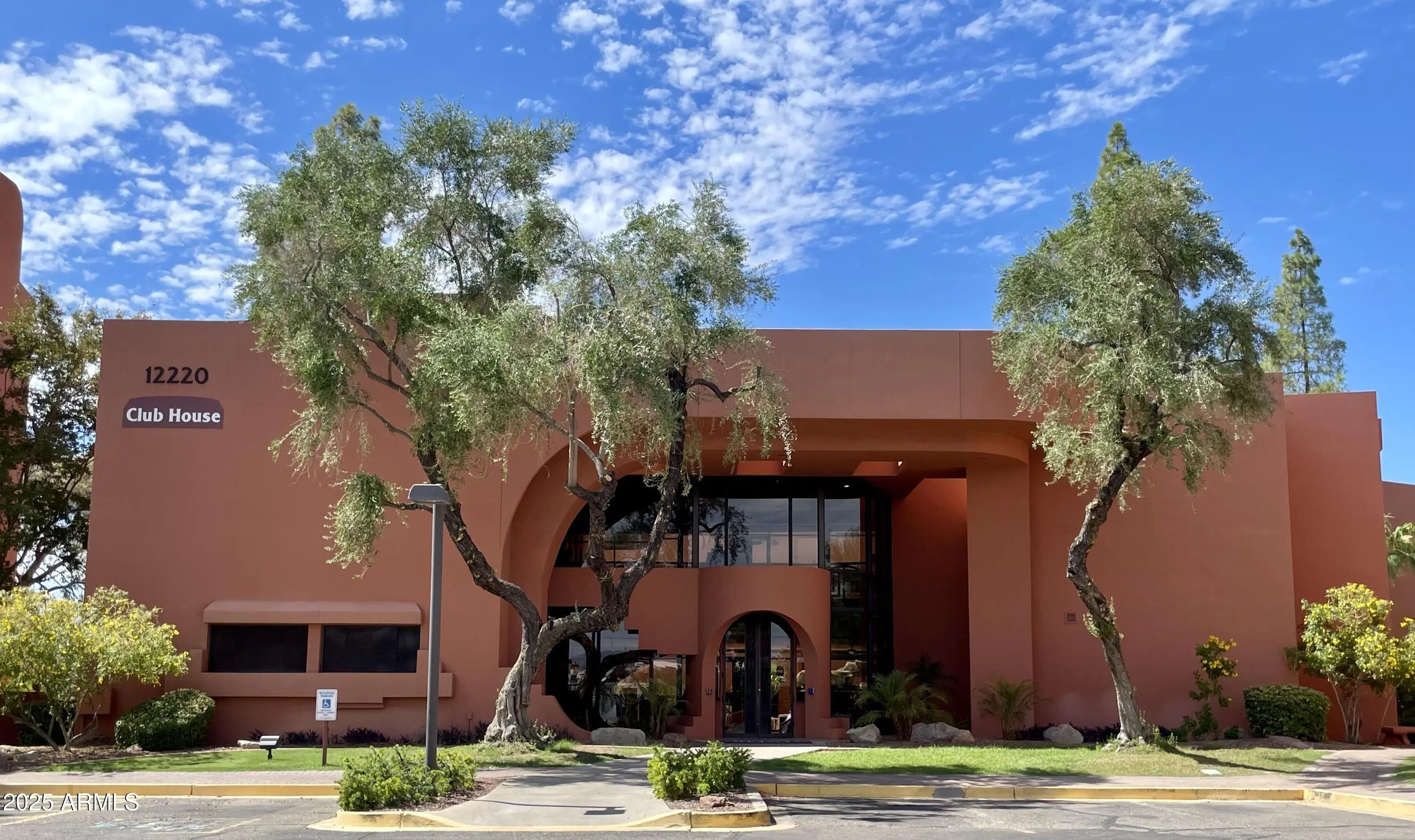 Photo of Listing #6922653