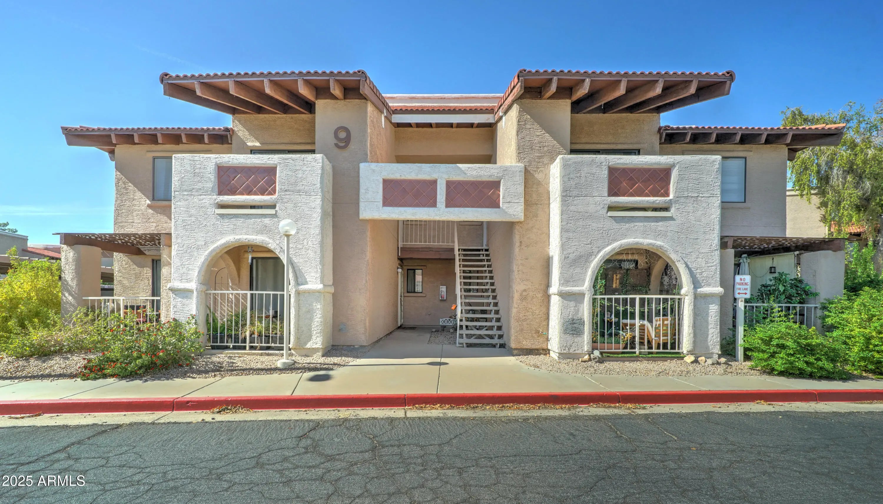 Photo of Listing #6918432