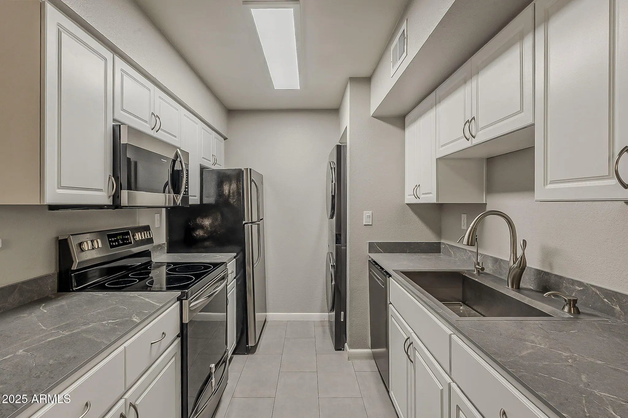 Photo of Listing #6921376