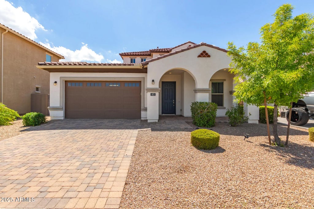 973 E Holland Park Drive, Gilbert