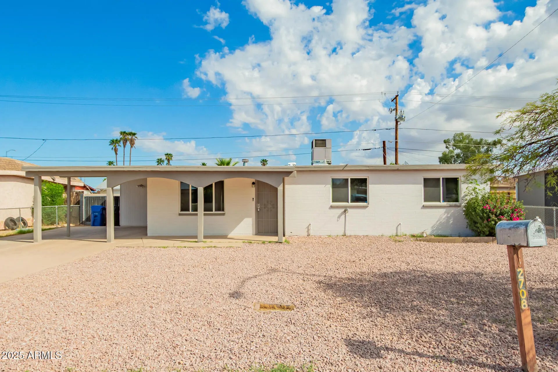 Photo of Listing #6919271