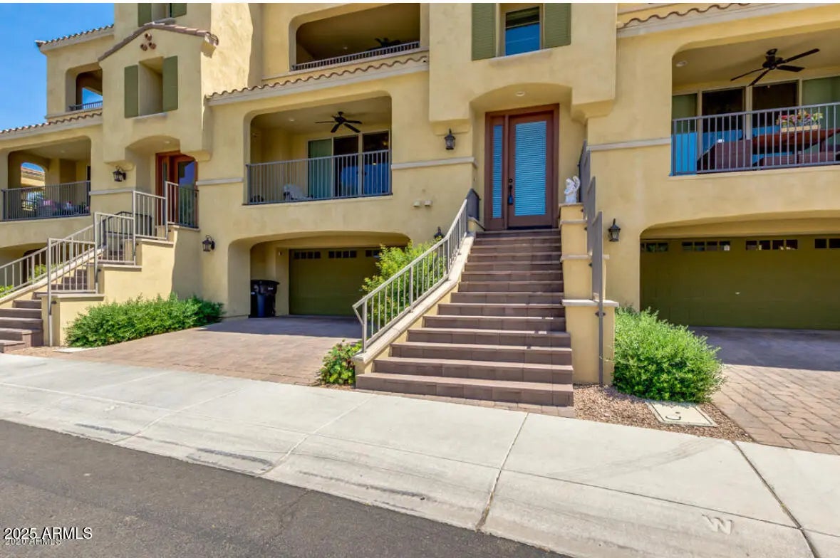 Photo of Listing #6919460