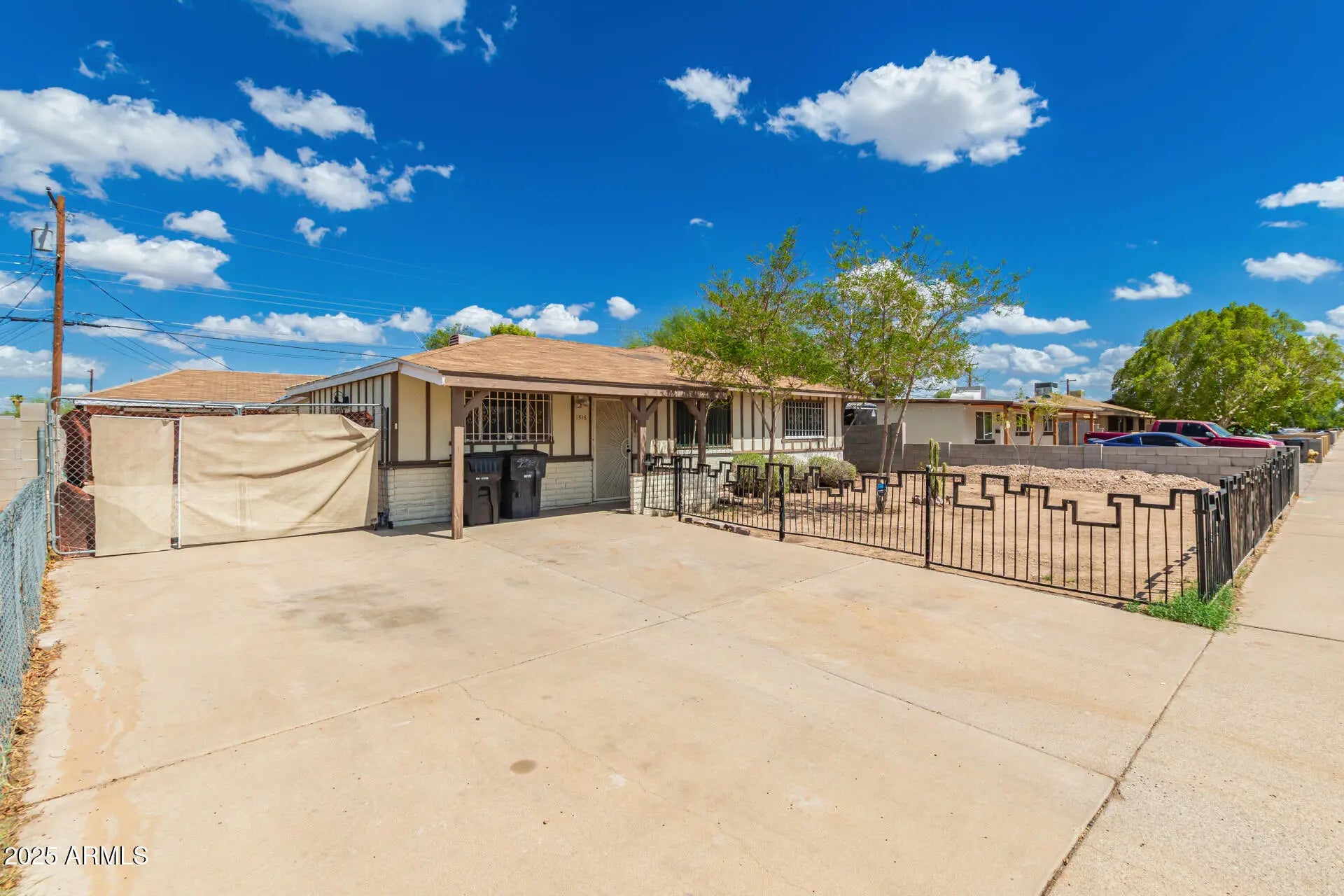 Photo of Listing #6919392