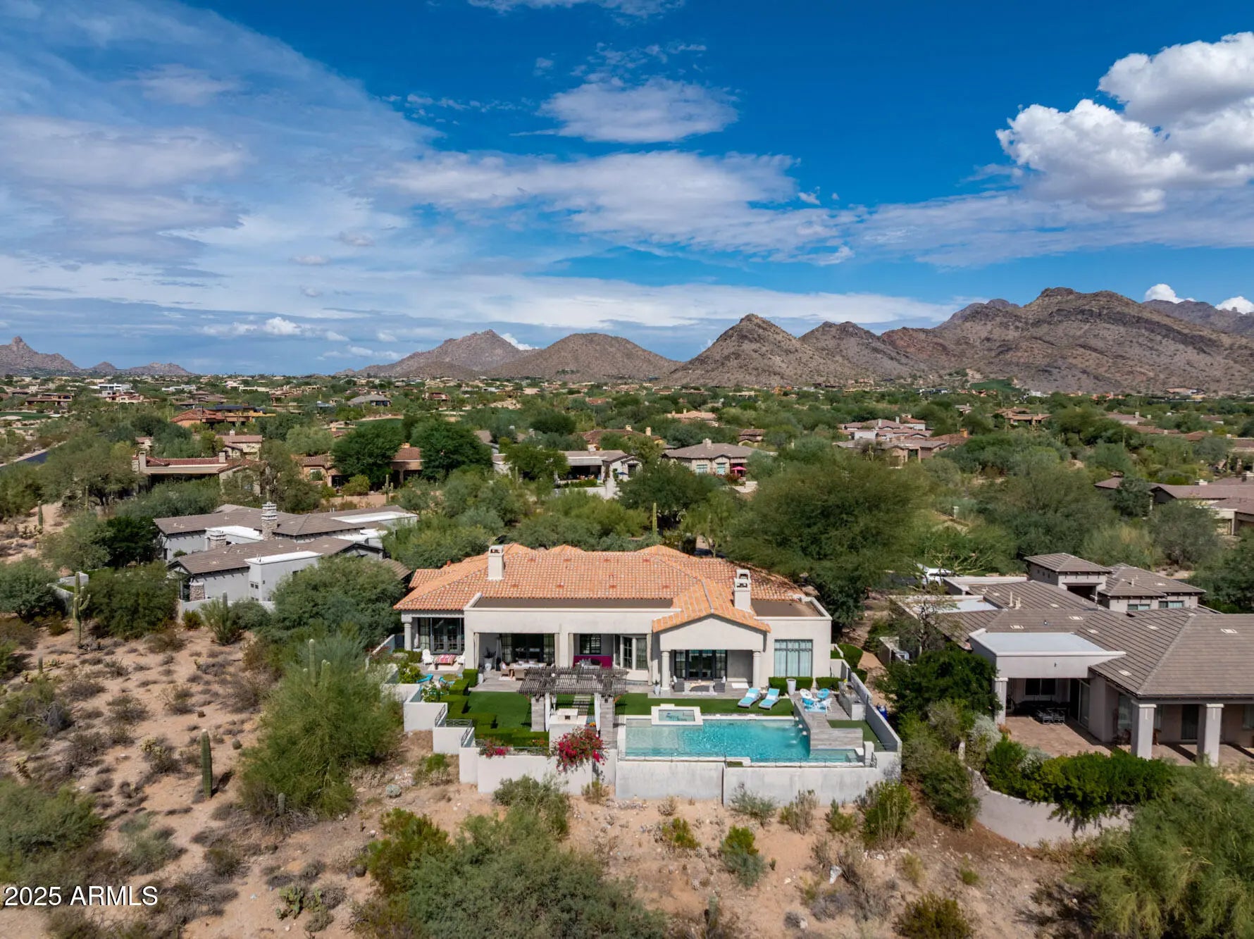 Photo of Listing #6919334