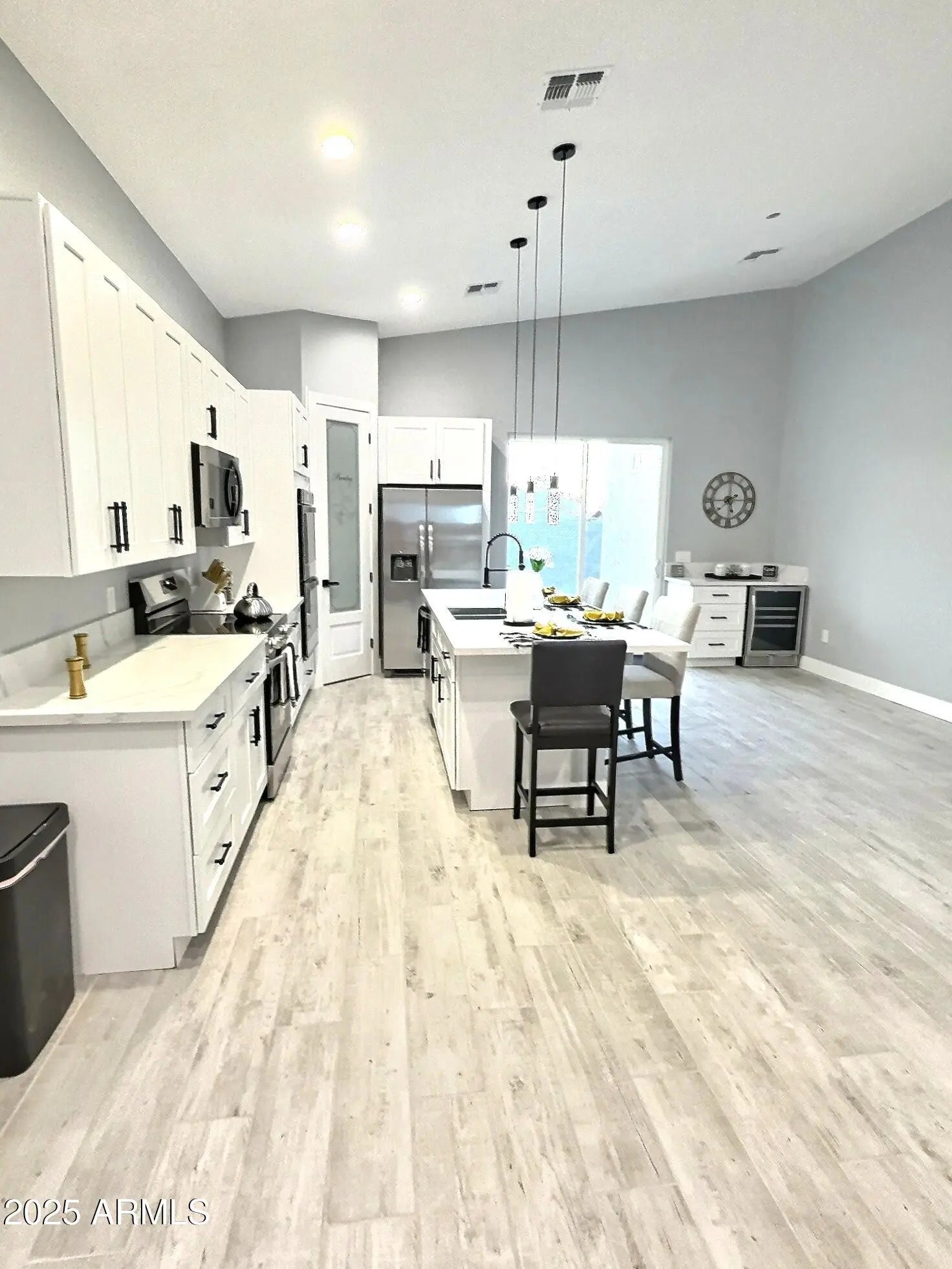 Photo of Listing #6924713