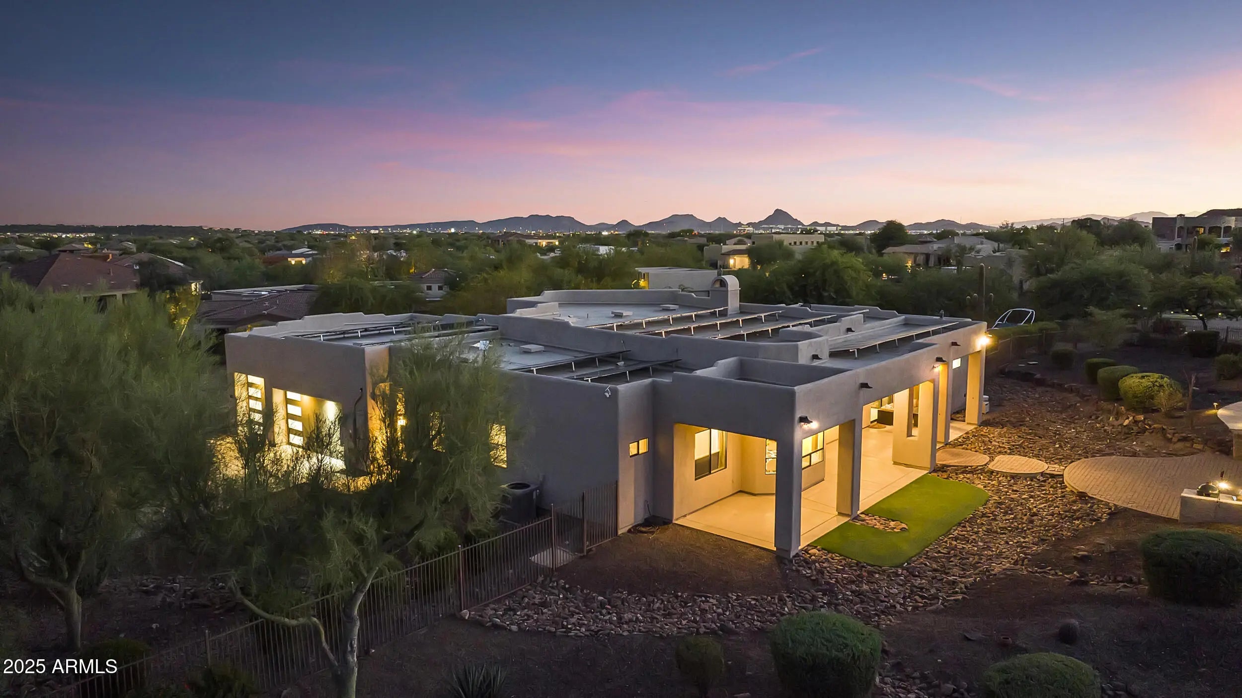 Photo of Listing #6918857