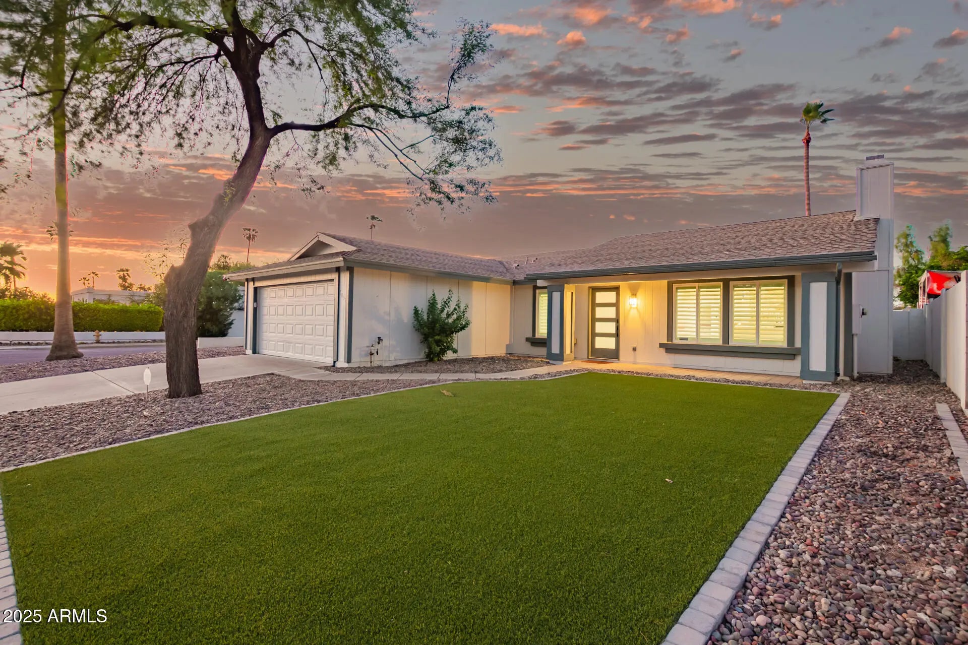 Photo of Listing #6932050