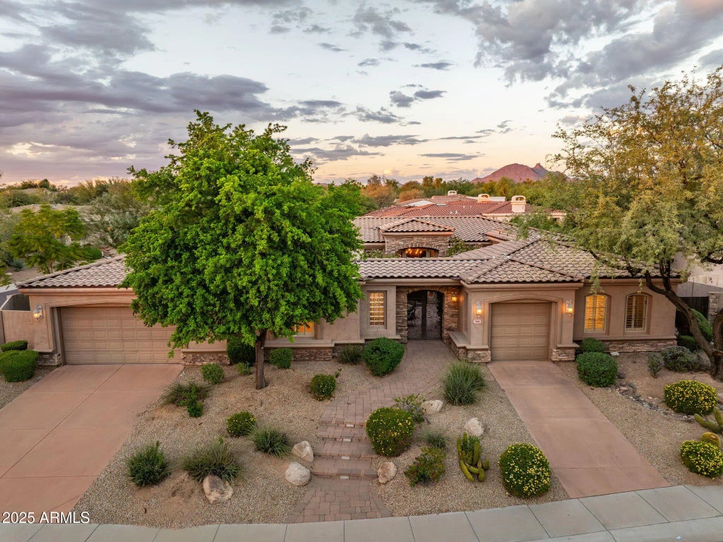 7846 E Candelaria Drive, Scottsdale