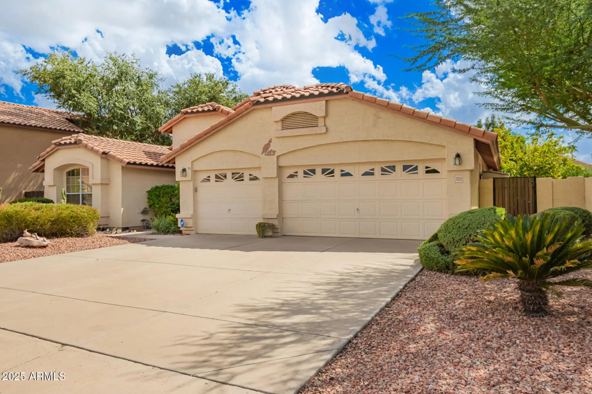 Photo of Listing #6920972