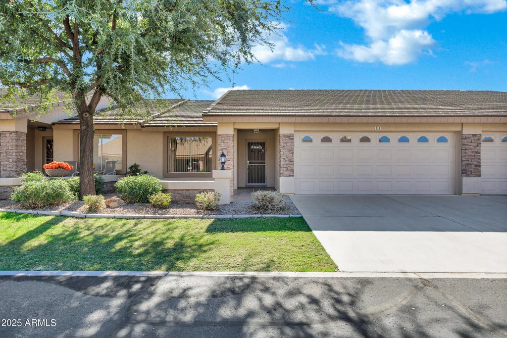 11069 E Kilarea Avenue (unit 114), Mesa