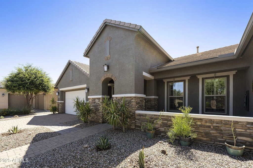 10049 E Topaz Avenue, Mesa