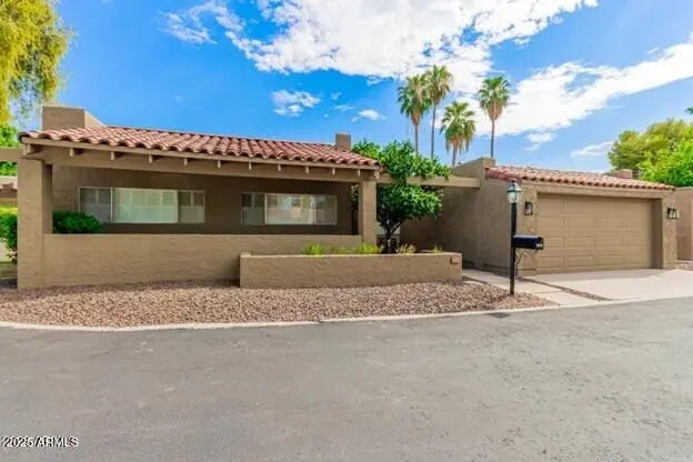 Photo of Listing #6919518