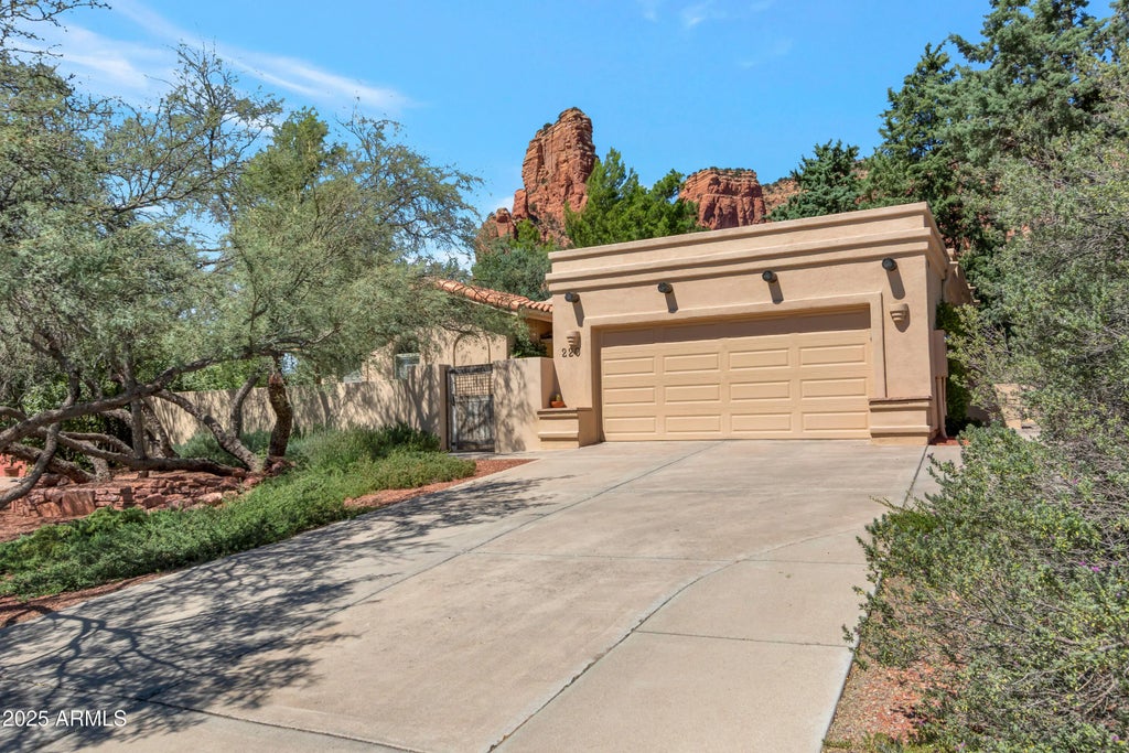 220 Bell Rock Boulevard, Sedona