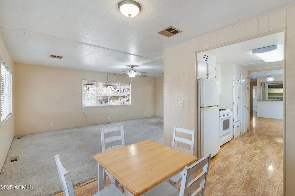 2401 W Southern Avenue (unit 335), Tempe