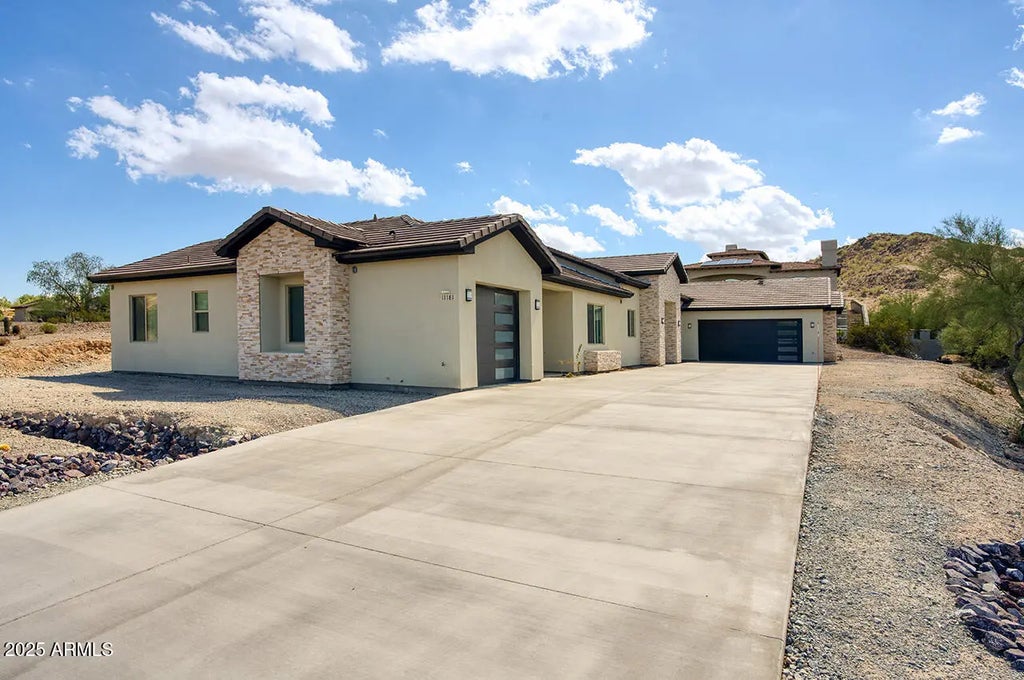 11181 S Wilson Lane, Goodyear