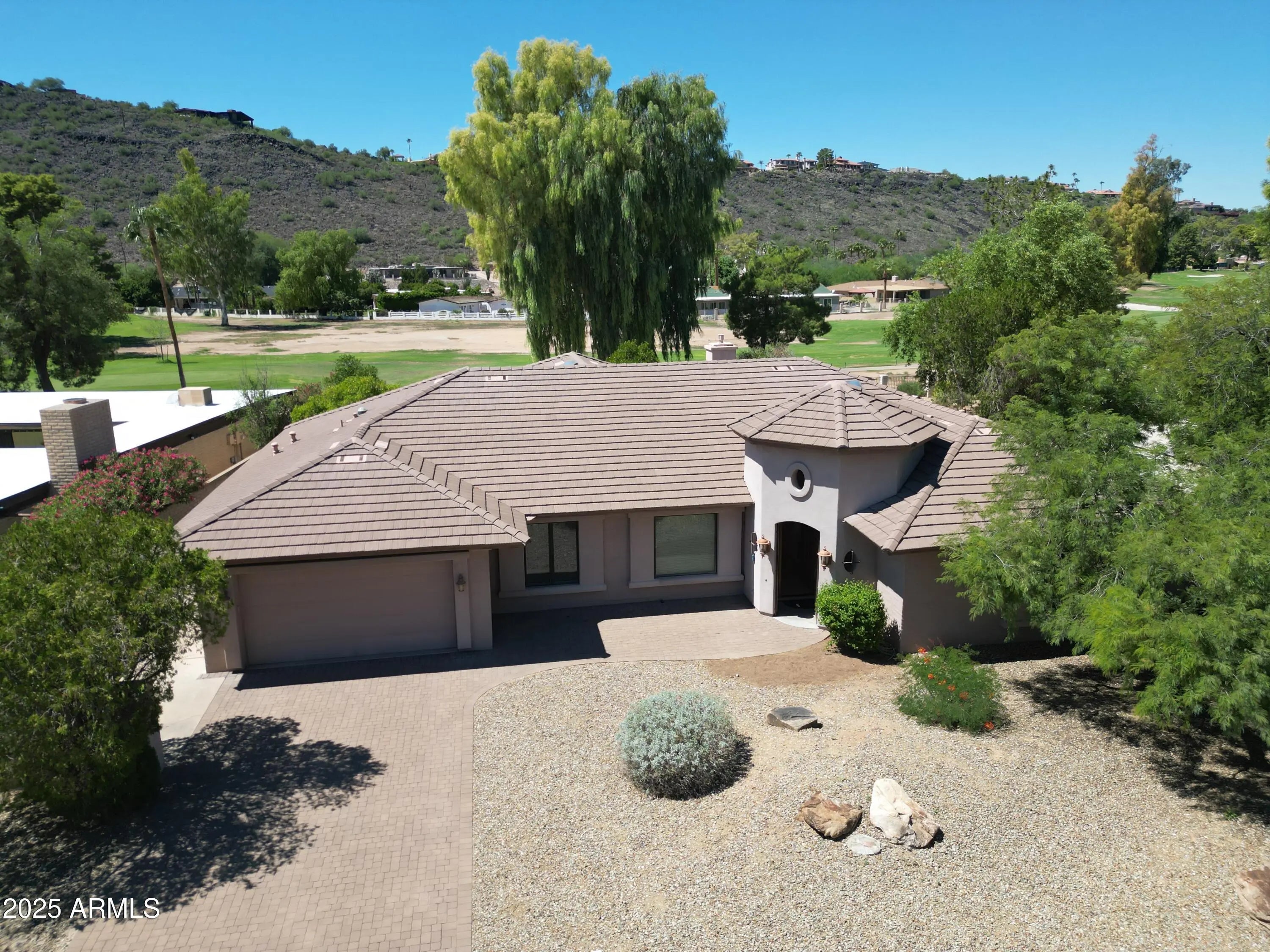 Photo of Listing #6920071