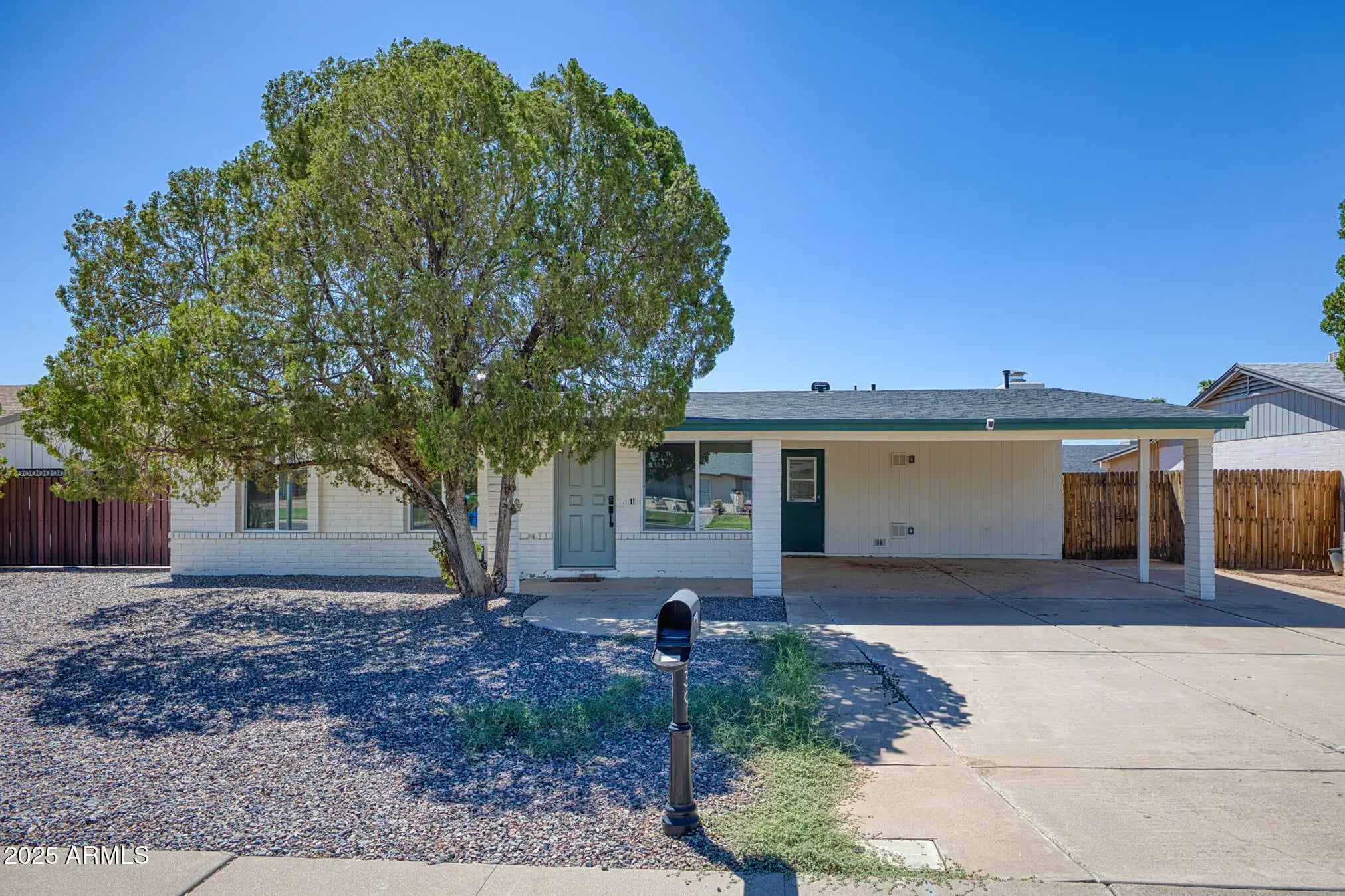 Photo of Listing #6920695