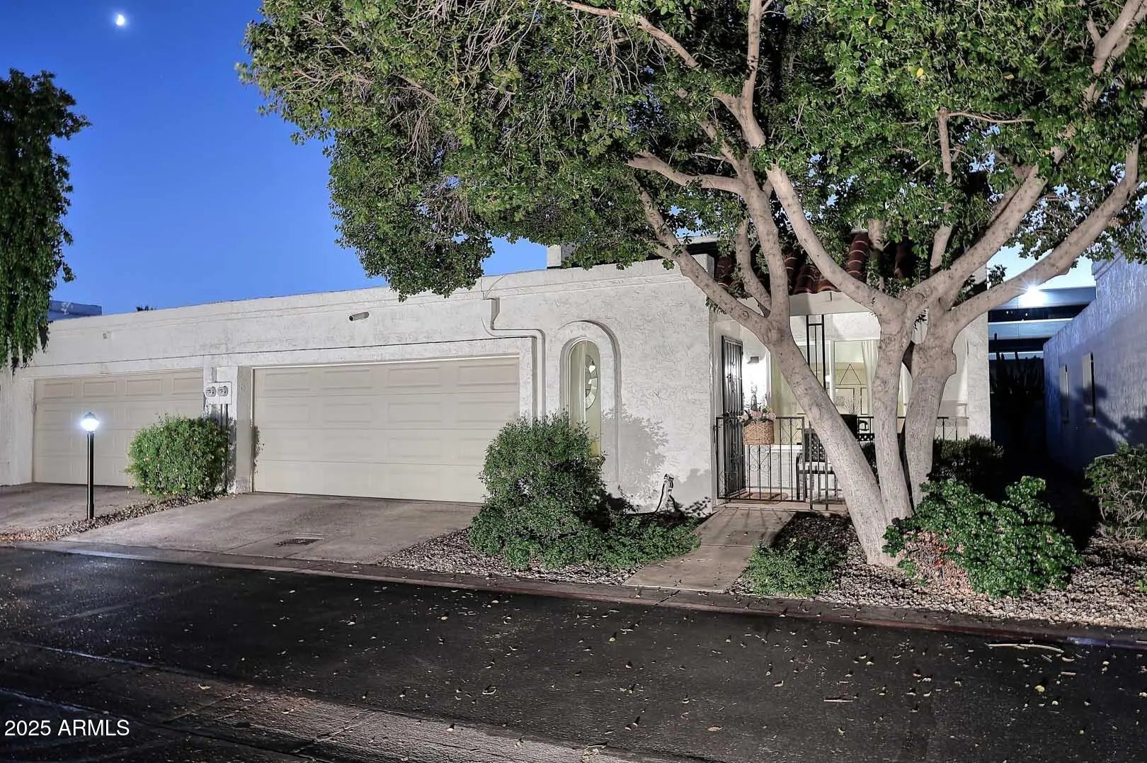 Photo of Listing #6929691