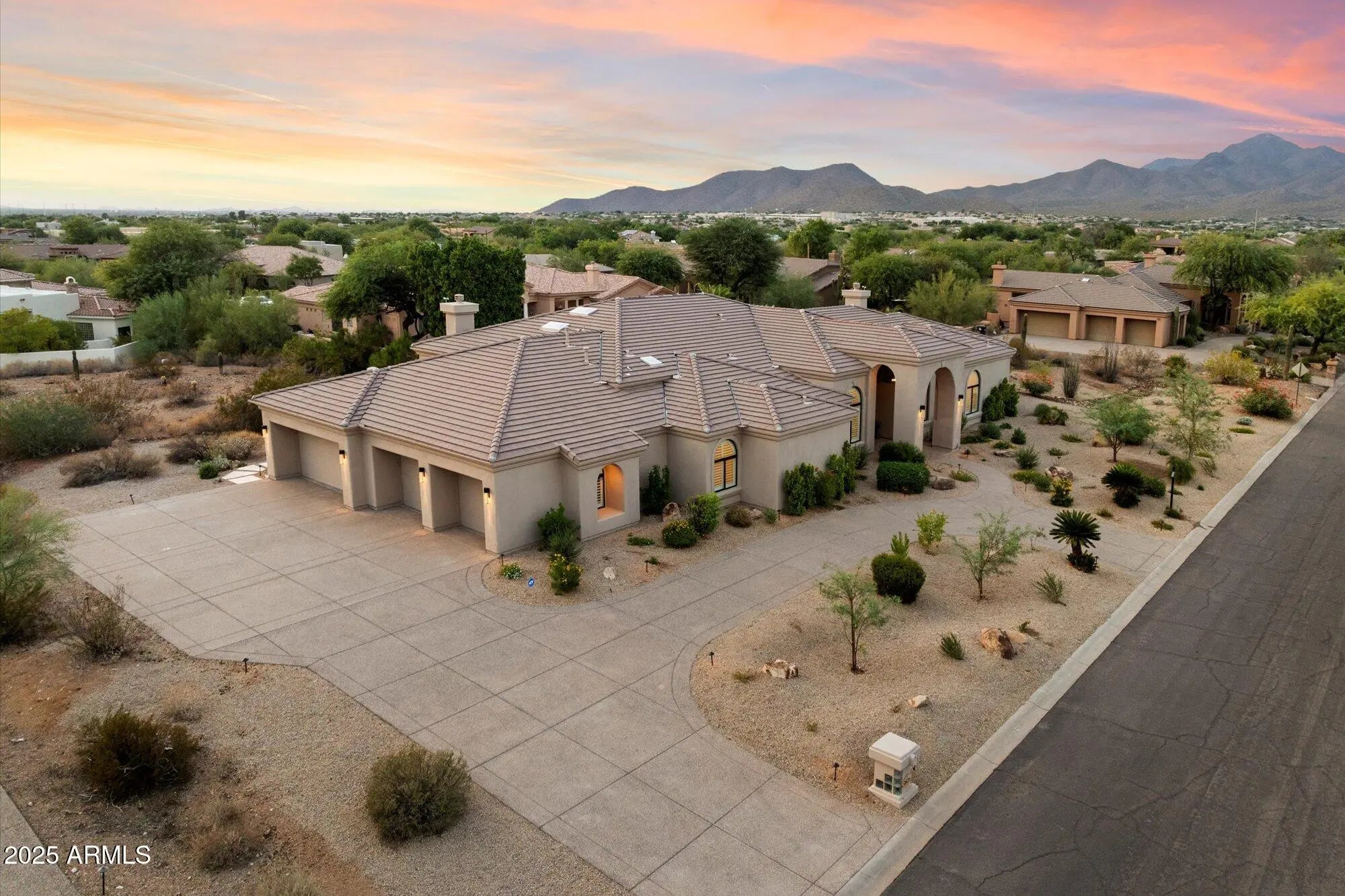 Photo of Listing #6920787