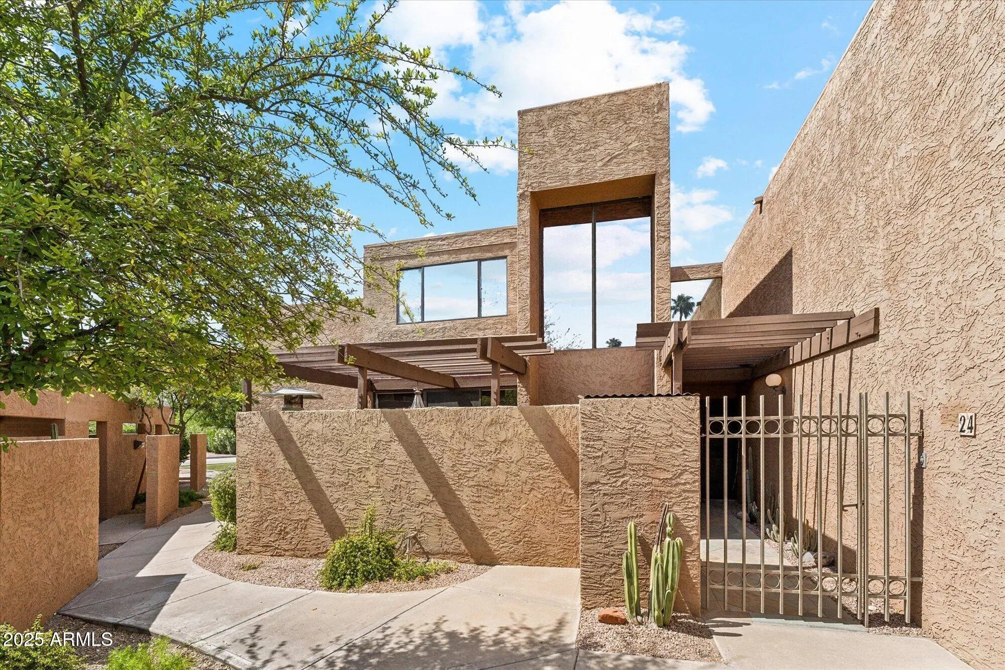 Photo of Listing #6920509