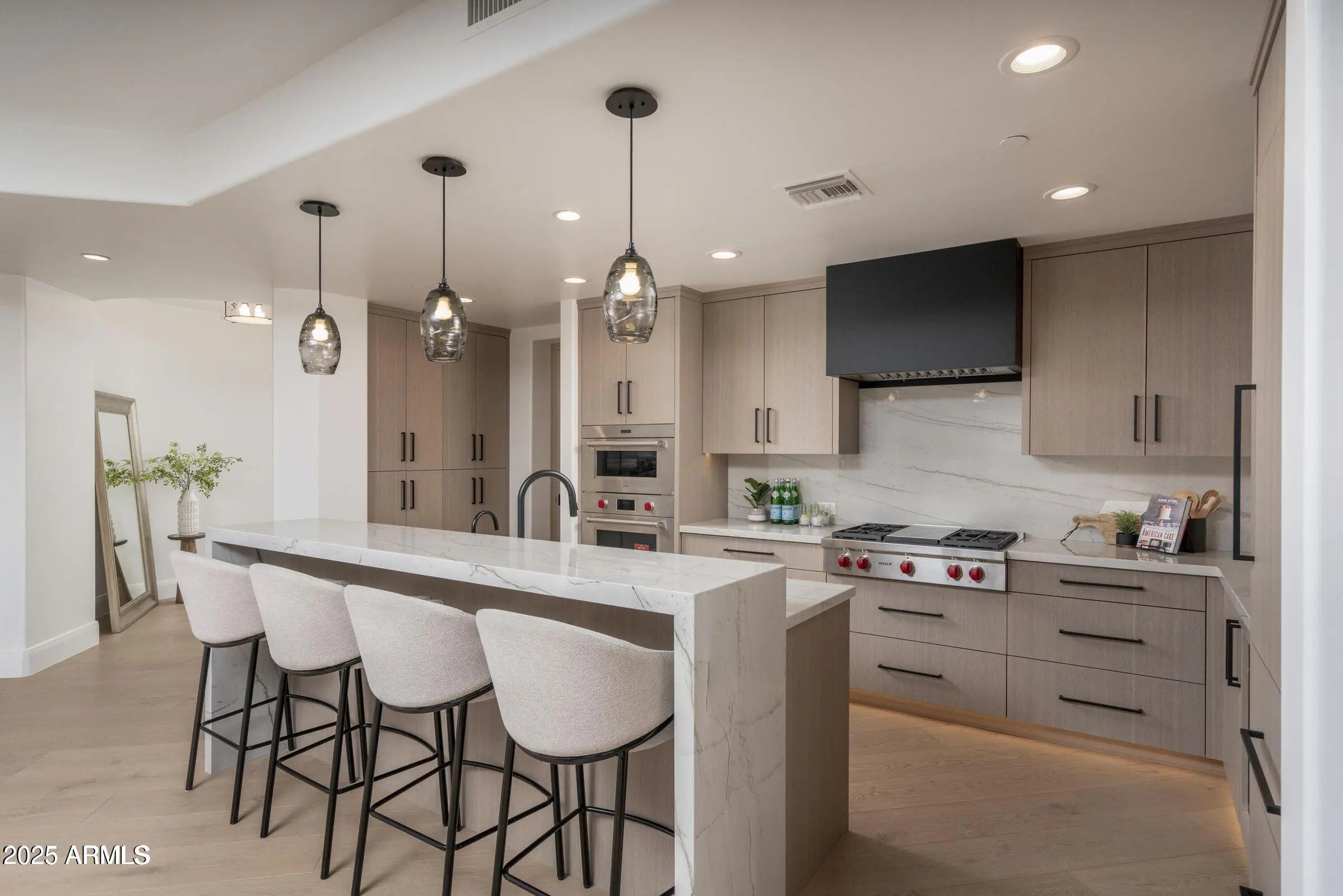 Photo of Listing #6921206