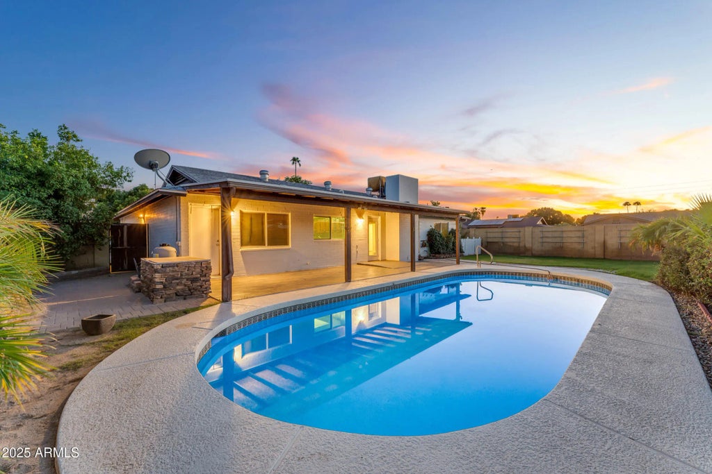 4232 W Ruth Avenue, Phoenix