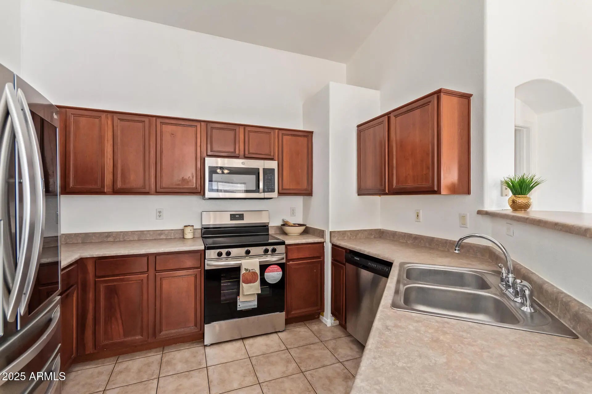 Photo of Listing #6920267