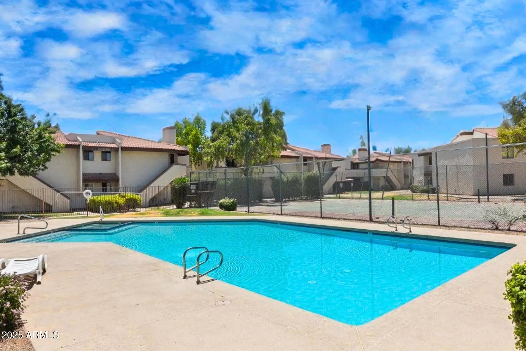 Photo of Listing #6920019