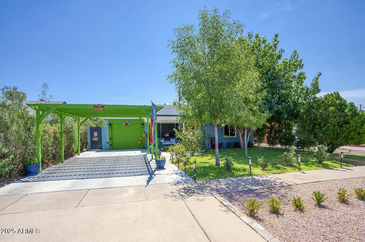 Photo of Listing #6920051